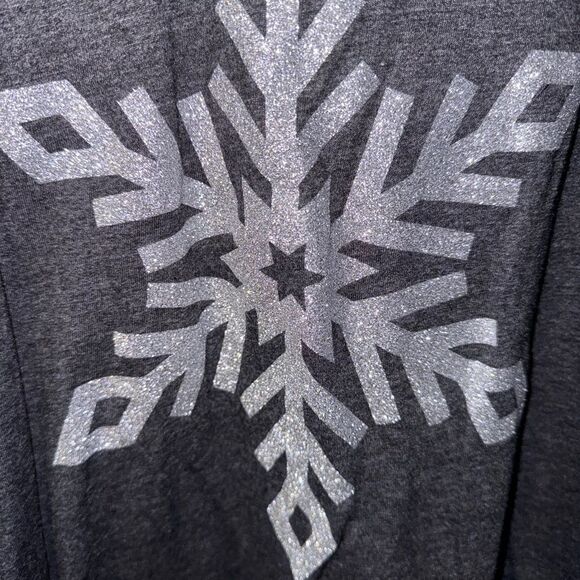 L & B LIFE BRAND WOMENS SNOWFLAKE T SHIRT - Picture 3 of 5